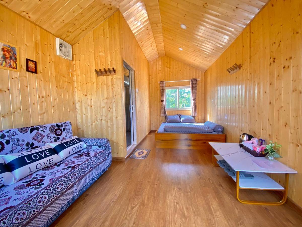 Henisi Homestay Mang Den Kon Von Kla エクステリア 写真