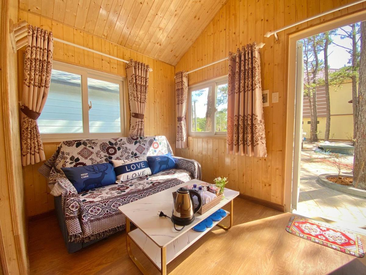 Henisi Homestay Mang Den Kon Von Kla エクステリア 写真