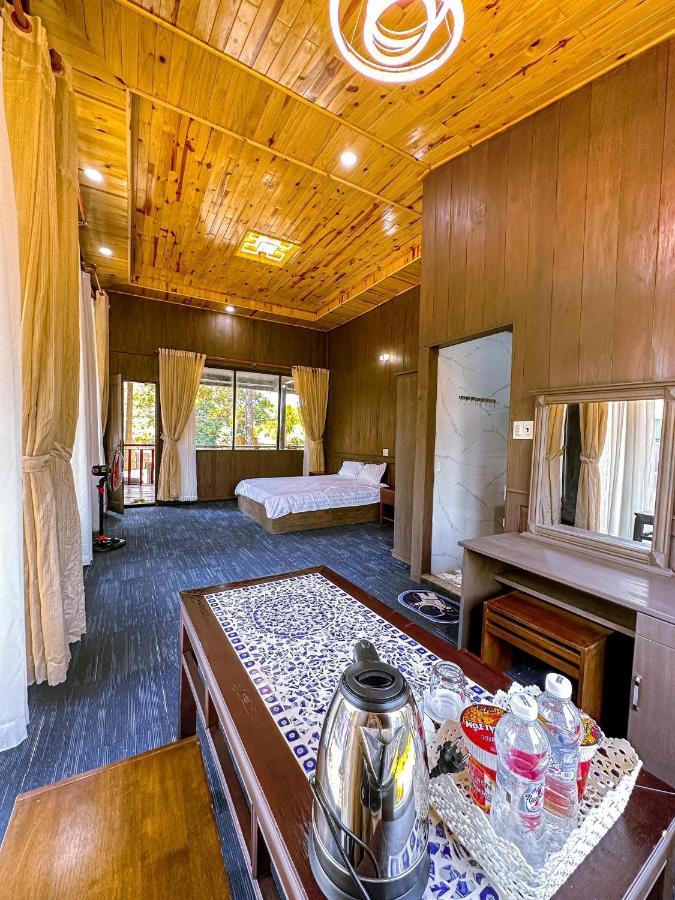 Henisi Homestay Mang Den Kon Von Kla エクステリア 写真